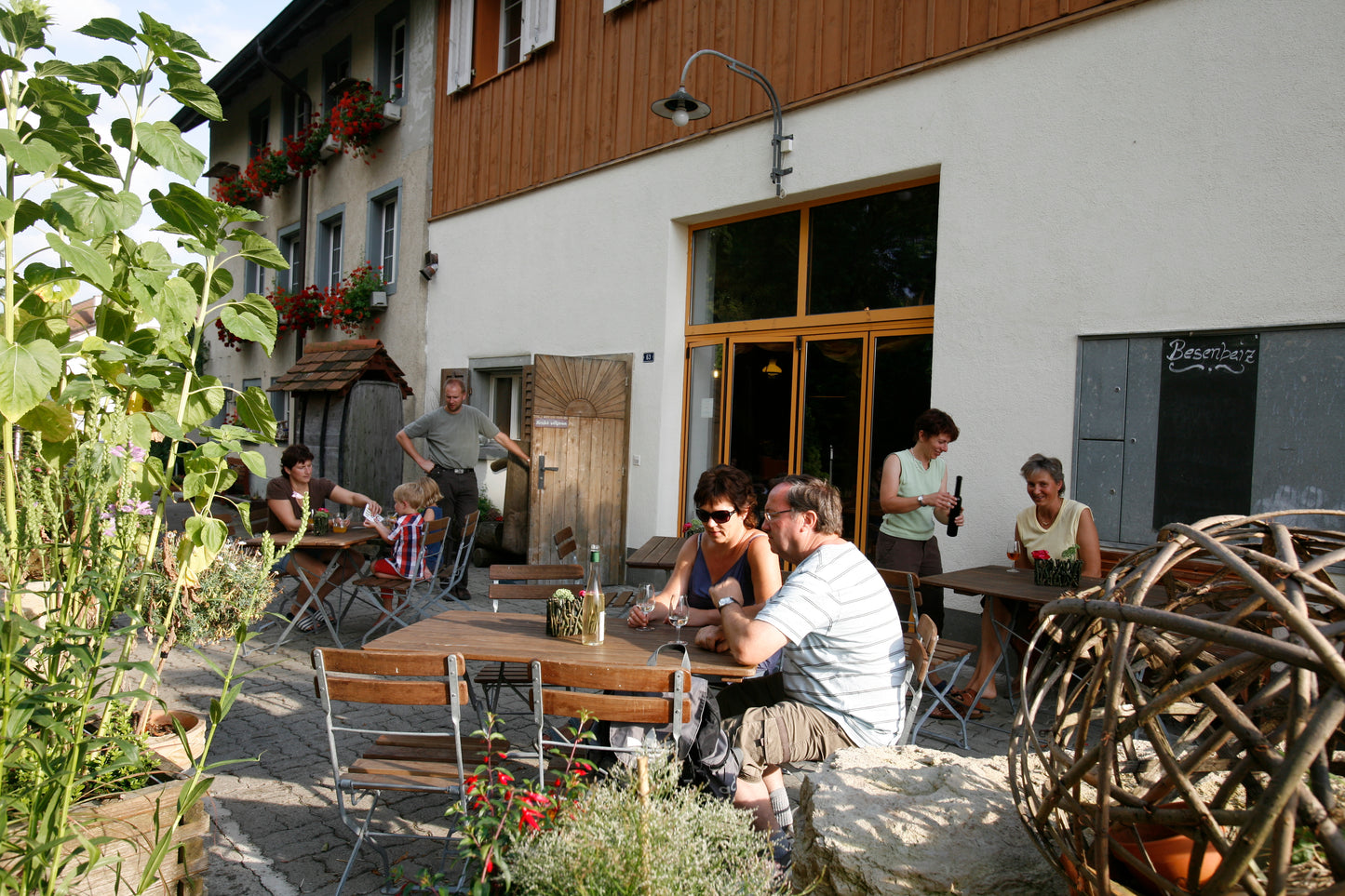Weingut Fam Waldmeier & Fasshotel